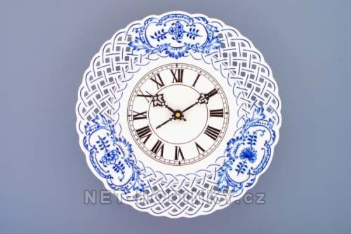Nástěnné porcelánové hodiny prolamované cibulový dekor 145274 Hodiny