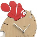 Dětské nástěnné hodiny s vlastním jménem CalleaDesign ryba 36cm 163517 Hodiny